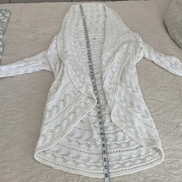 Cabi White Circle Sweater - Picture 6 of 8